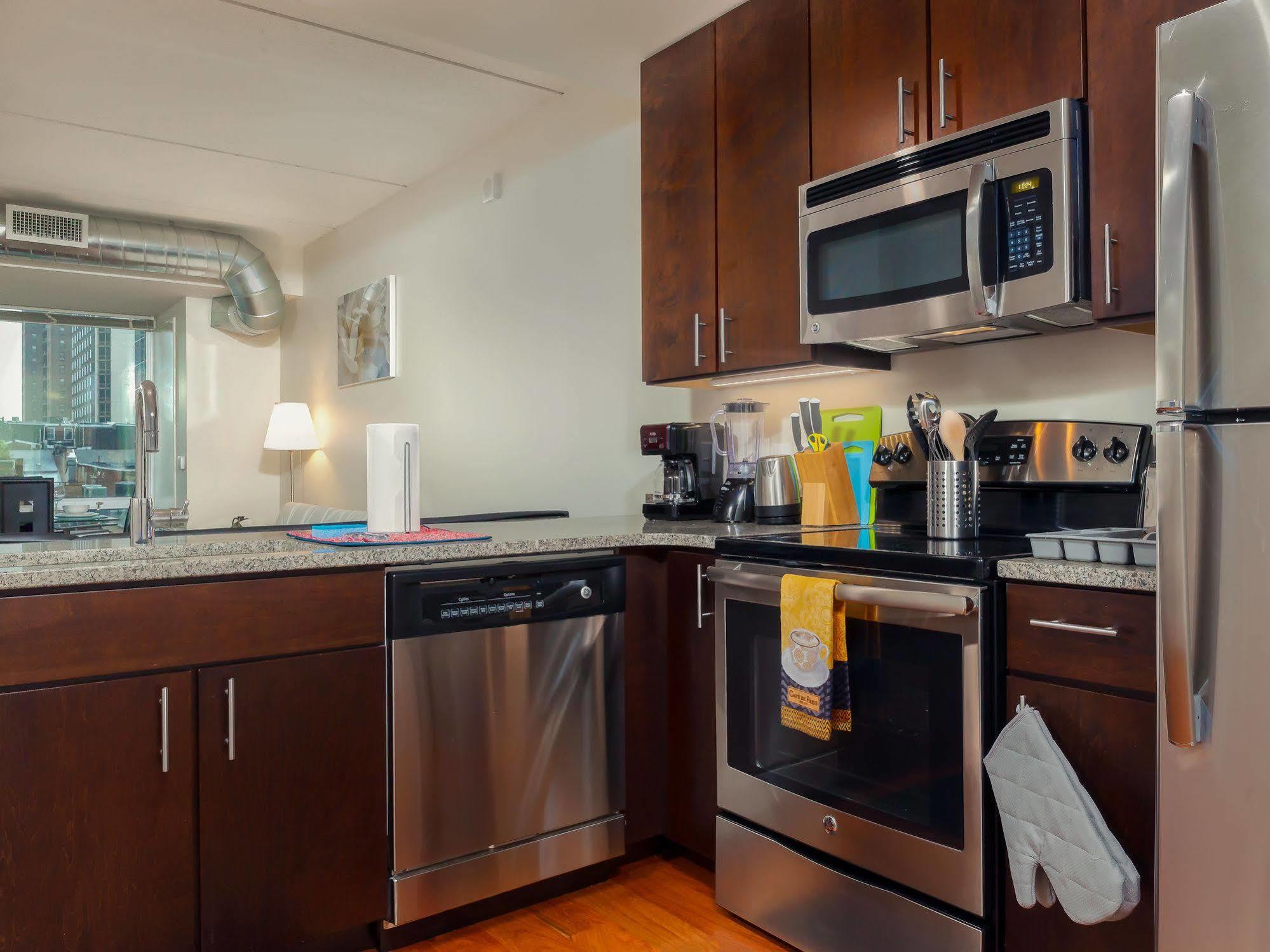 Fantastic Philly Fully Furnished Apartments フィラデルフィア エクステリア 写真
