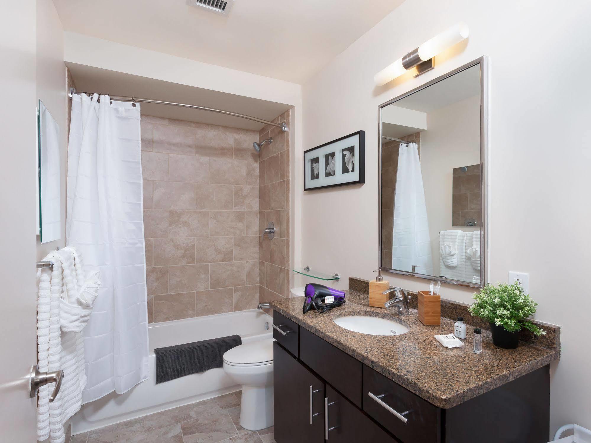 Fantastic Philly Fully Furnished Apartments フィラデルフィア エクステリア 写真